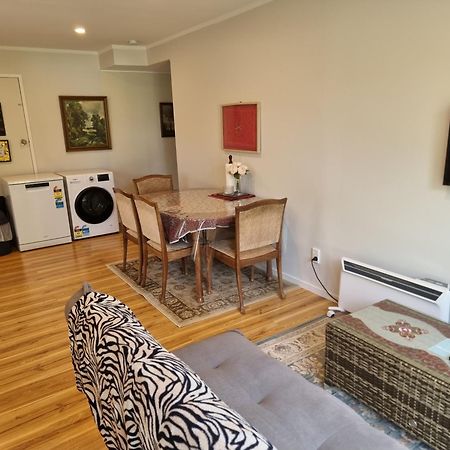 Entire Ground Floor With Full-Privacy And Family-Friendly Popular To Ferry Catchers Wellington Exterior foto