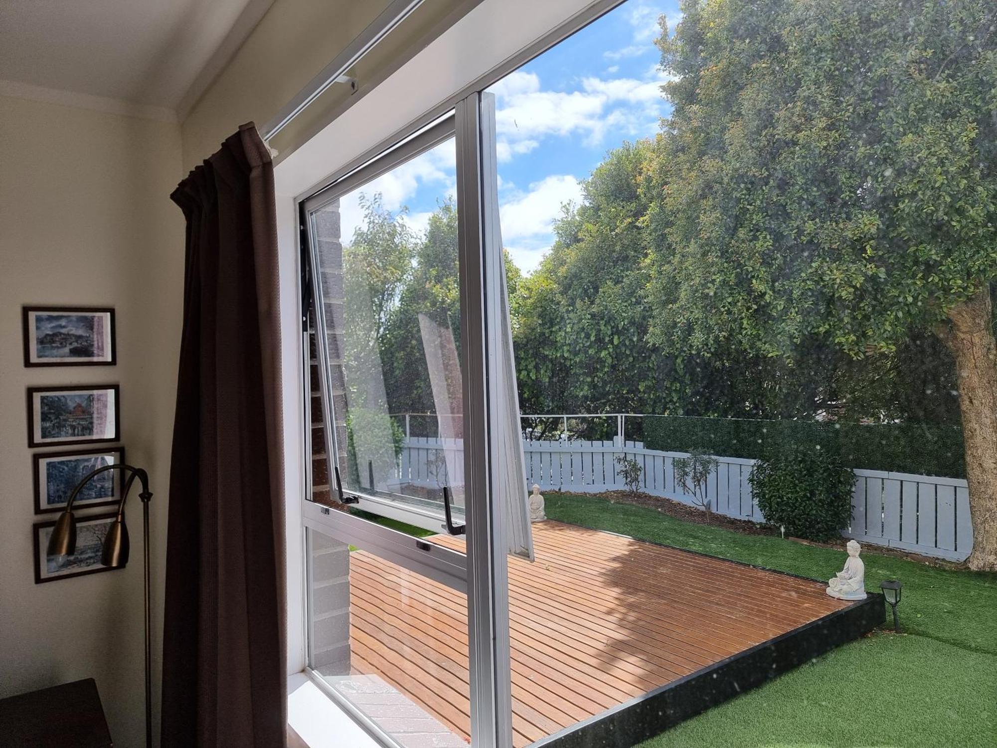 Entire Ground Floor With Full-Privacy And Family-Friendly Popular To Ferry Catchers Wellington Exterior foto